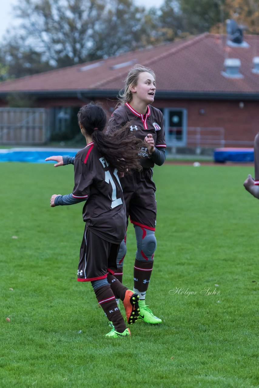 Bild 126 - C-Juniorinnen Halstenbek-Rellingen - St.Pauli : Ergebnis: 0:5